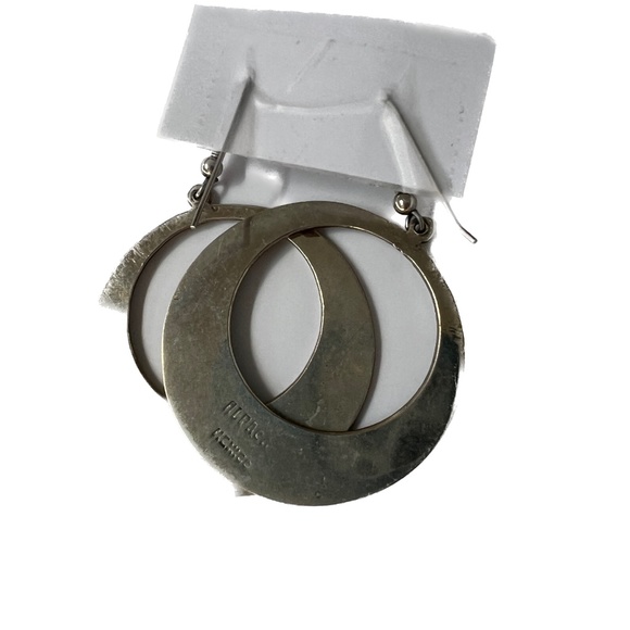 Alpaca Hoop Earrings Silver Tone Mexico Boho Pierced Hooks 1 3/4" Drop - Picture 4 of 5